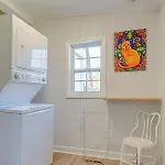 The Titan - Pet-friendly