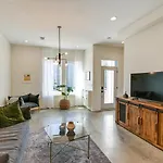 7 Mi To Dtwn Nashville: Modern Madison Townhome Holiday home Nashville