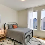 Holiday home 7 Mi To Dtwn Nashville: Modern Madison Townhome Nashville