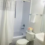 Apartment Cozy Condo, Minutes From Broadwy, Sleeps 5
