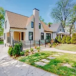 Greenwood Getaway