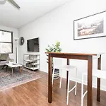 Cozysuites Music Row Elegant 1Br W Free Parking #06