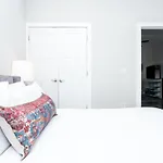 Apartment Cozysuites Musicrow Elegant 1br In Nashville! 06 Nashville