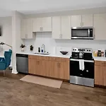 Palatial Abode Nashville With Downtown View & Free Parking