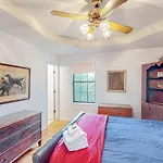 East End Harmony Retro Retreat
