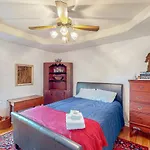 East End Harmony Retro Retreat