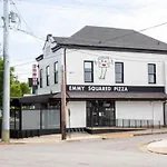 5 Points Retreat In East Walk To Restaurants Bars And Music Apartment *