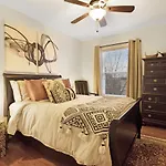 Relax In Style Near The Heart Of Music City