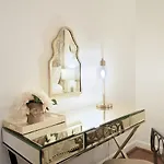 Holiday home Relax In Style Near The Heart Of Music