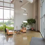 Luxe Two Bedroom Penthouse With Skyline Views, Internet, Gym Holiday home Nashville