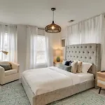 Skyline Views From Shelby With Wifi, Fully Furnished, Pet Friendly & In Unit Laundry Nashville