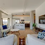 Amazing 2 Bd 4th Floor With Spectacular Views *