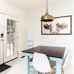 Modern House—A Perfect Home Away From Home