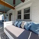 Modern House—A Perfect Home Away From Home