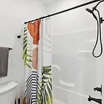 Vacation Near Bridgestone Arena! Apartment