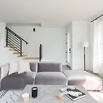 Modern Dt Luxury - Rooftop City Views