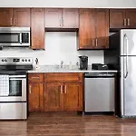 Cozysuites Music Row Elegant 1Br W Free Parking 51