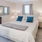 New Listing! Gorgeous Downtown Walk To On The River #3 Nashville