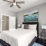 Holiday home Twelve South