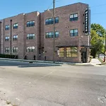 Near Downtown Broadway & Stadium With Free Parking Apartment Nashville