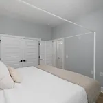 Trendy Spacious Condo, Walk To Coffee And Restaurants Nashville