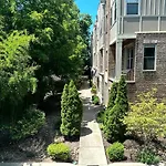 Glitz & Guitars I Stylish 3br With Rooftop Hot Tub In East * Nashville