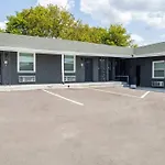 Bright 1 Bedroom 10 Mins To Nashville