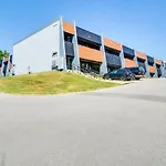 Modern Nashville Studio About 5 Mi To Downtown!