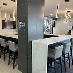 Western Executive Residency Antioch Hotel 2*