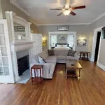 Large Group Downtown Rental - Westend