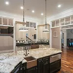 Supreme Luxury For Discerning Tastes Holiday home Nashville