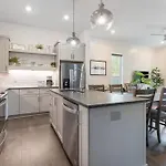 Vibe/3 Miles 2broadway/11 Bds Holiday home Nashville