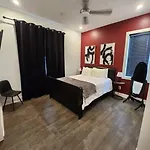 Holiday home Vibe/3 Miles 2broadway/11 Bds