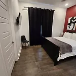Vibe/3 Miles 2broadway/11 Bds Holiday home *