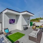 Nashville Townhome With Rooftop Balcony And Game Room!