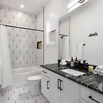 Urban Oasis: Modern Luxury Near Downtown Nashville