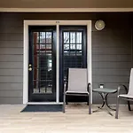 Downtown Nashville Condo, Walk To Broadway With Free Parking