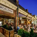 Holiday home Walk To Vanderbilt And Belmont - Shuffle Board And Free Parking *