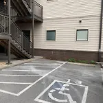 Walk To Vanderbilt And Belmont - Shuffle Board And Free Parking
