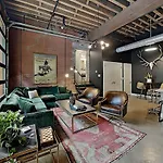 One-of-a-kind! Roll Up Garage Door-pool, Speakeasy * Nashville