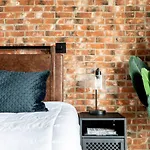 Stunning River View Walk To Downtown Rooftop Patio Apartment Nashville