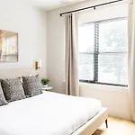 Luxury By Music Row Belmont Vanderbilt Free Parking *