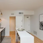 Music Holiday, On Music Row, Has Pool & Free Parking Holiday home