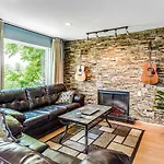 Riverfront View Near Downtown, Walk To Restaurants Holiday home Nashville