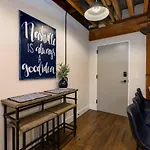 Regal Retreat In Pool Gym Free Parking * Nashville