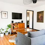 Holiday home Mid-century Modern Near Downtown With Free Parking Nashville