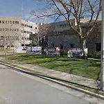 Music Holiday, On Music Row, Has Pool & Free Parking