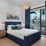 Holiday home Unique With Pool, Patio, Parking