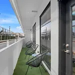 Upscale Cozy With Pool, Patio, Parking Nashville
