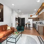 Upscale Cozy With Pool, Patio, Parking * Nashville